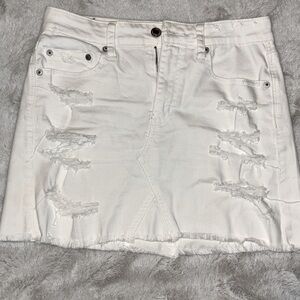 American Eagle White Denim Mini Skirt Size 4